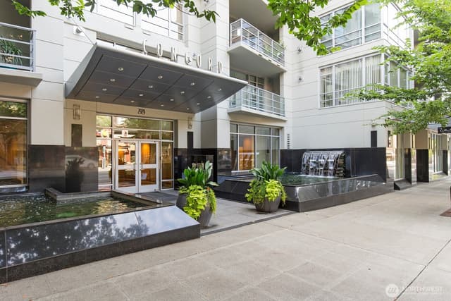 Property photo for 2929 1st Avenue #313, Seattle photo 2