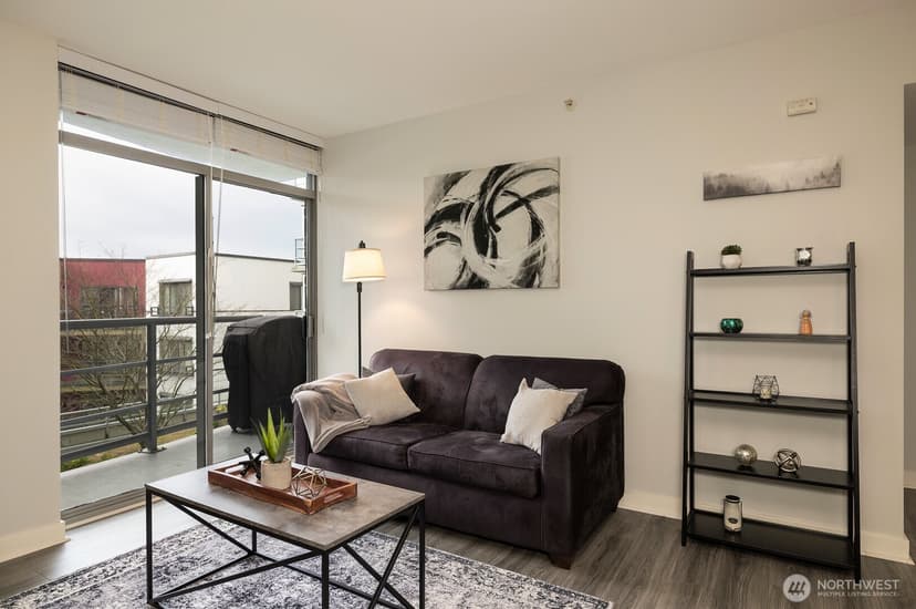 Property photo for 2929 1st Avenue #313, Seattle photo 6