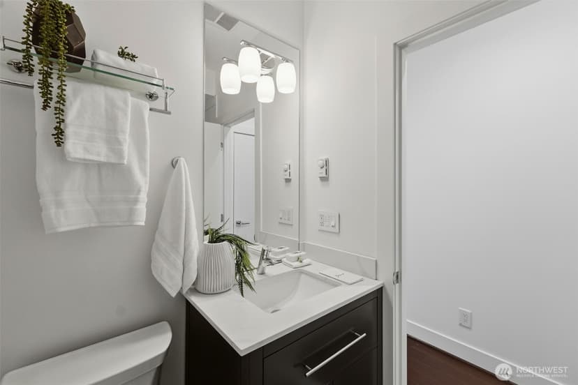 Property photo for 315 W Galer Street #107, Seattle photo 27