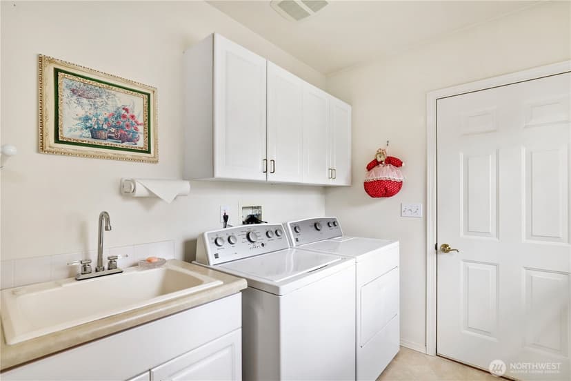 Property photo for 2816 Wilton Lane E, Fife photo 25