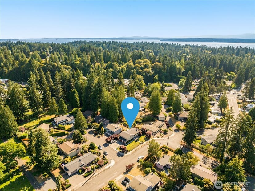 Property photo for 804 15th Street SW, Edmonds photo 30
