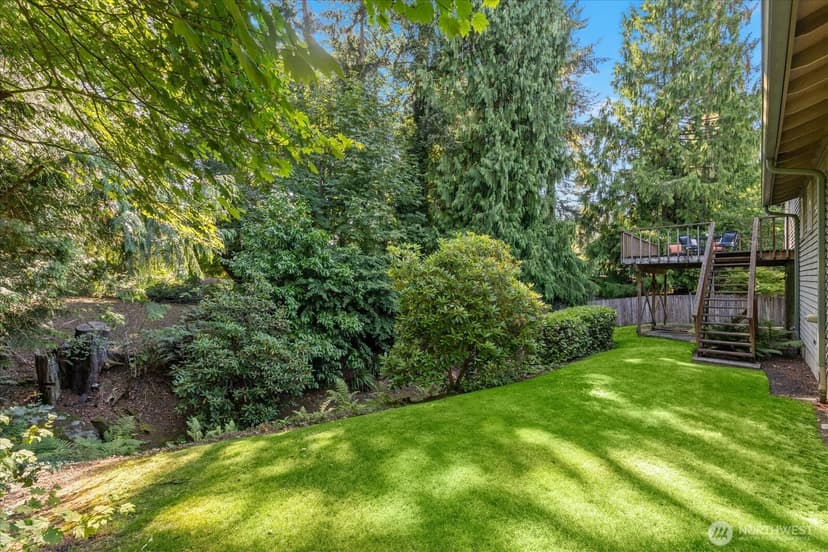 Property photo for 17202 Sealawn Place, Edmonds photo 27