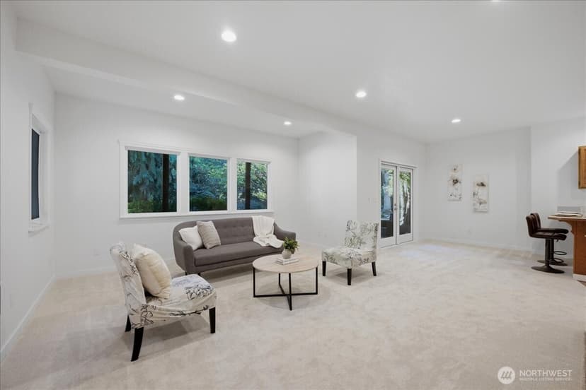 Property photo for 20215 41st Place NE, Lake Forest Park photo 19