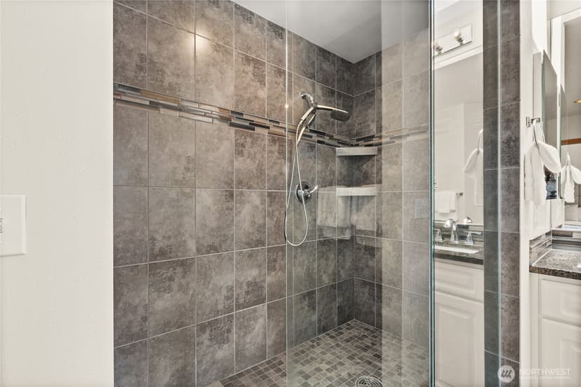 Property photo for 32879 NE 40th Circle, Carnation photo 28