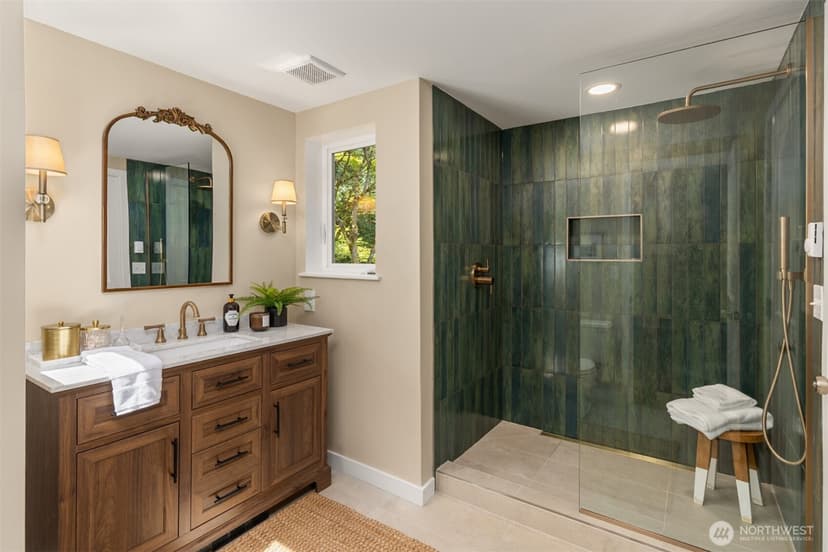 Property photo for 12231 Sunrise Drive NE, Bainbridge Island photo 17
