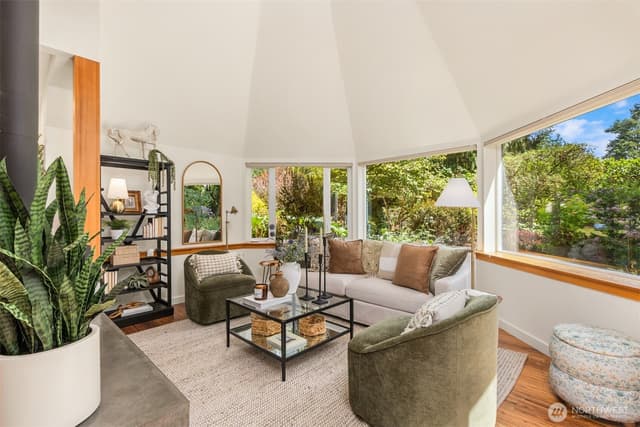 Property photo for 12231 Sunrise Drive NE, Bainbridge Island photo 5