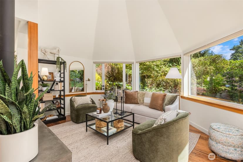 Property photo for 12231 Sunrise Drive NE, Bainbridge Island photo 5