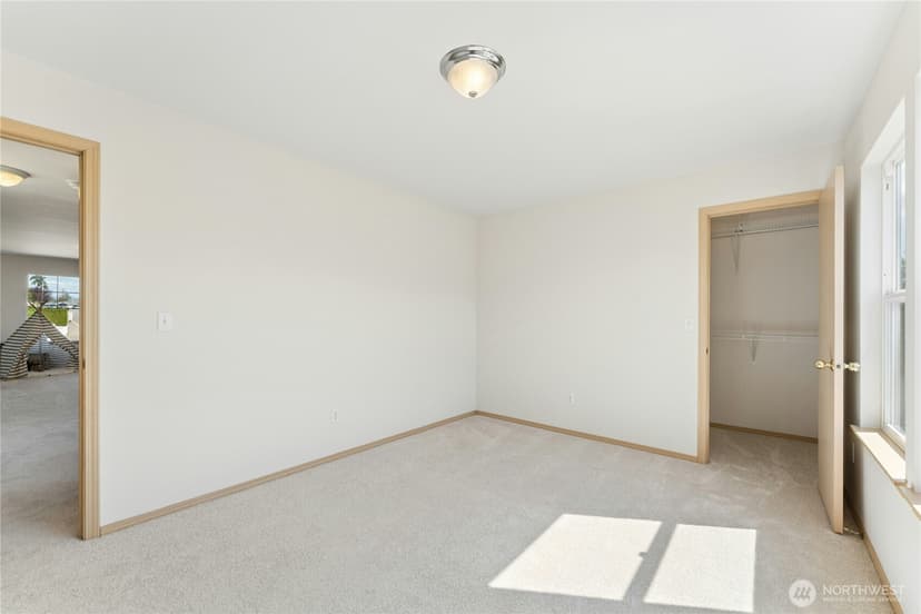 Property photo for 12469 SE 299th Place, Auburn photo 28