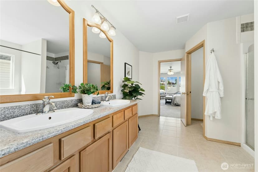 Property photo for 12469 SE 299th Place, Auburn photo 24