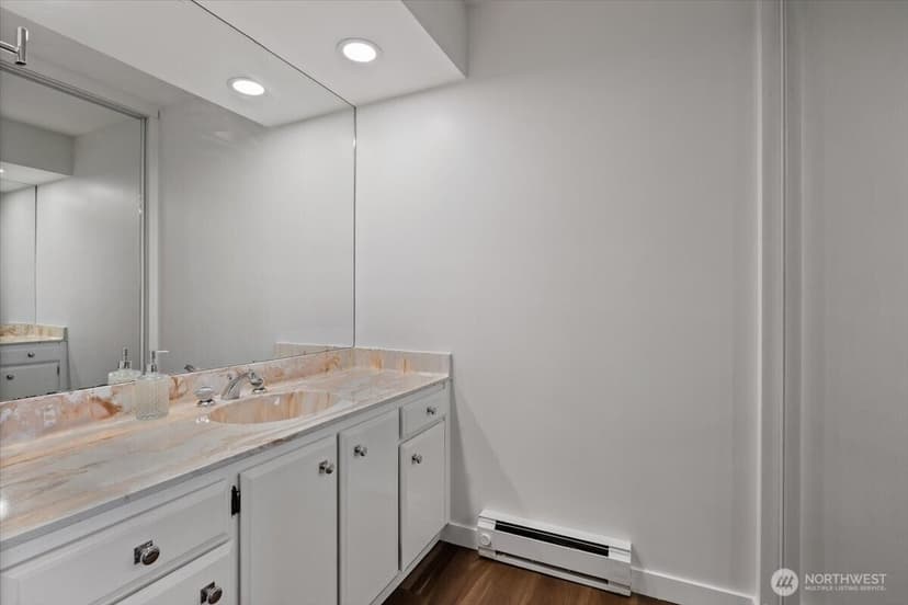 Property photo for 6535 Seaview Avenue NW #305B, Seattle photo 18