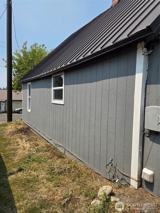 Property photo for 8021 State Route 903, Ronald photo 2