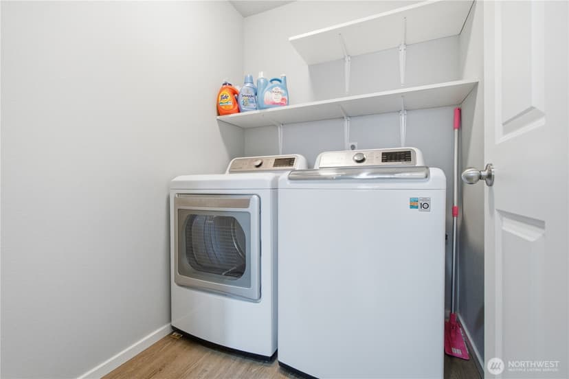 Property photo for 1430 SW 352nd Court, Federal Way photo 12