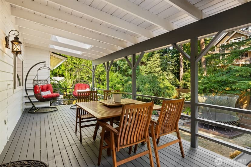 Property photo for 16570 SE 19th Street, Bellevue photo 11