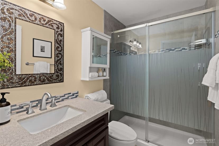 Property photo for 16570 SE 19th Street, Bellevue photo 20