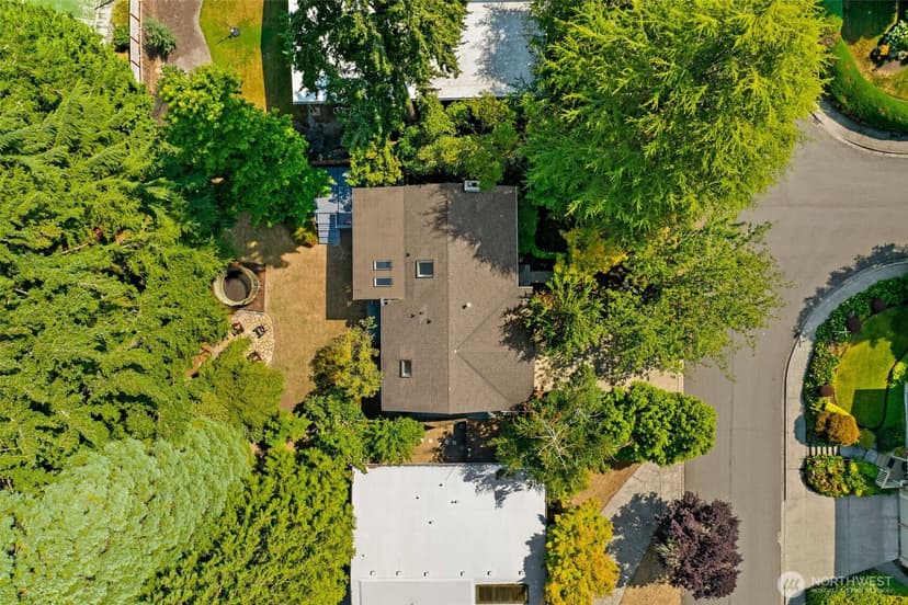 Property photo for 16570 SE 19th Street, Bellevue photo 30
