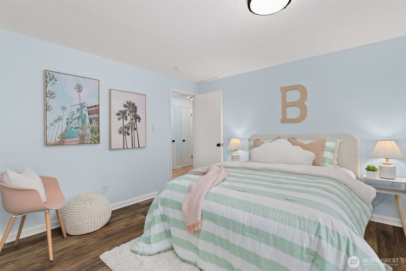 Property photo for 16570 SE 19th Street, Bellevue photo 17