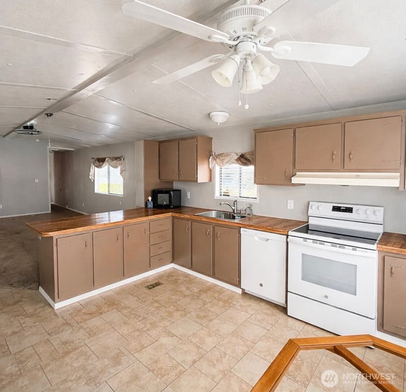 Property photo for 8508 144th Avenue E #11, Puyallup photo 6