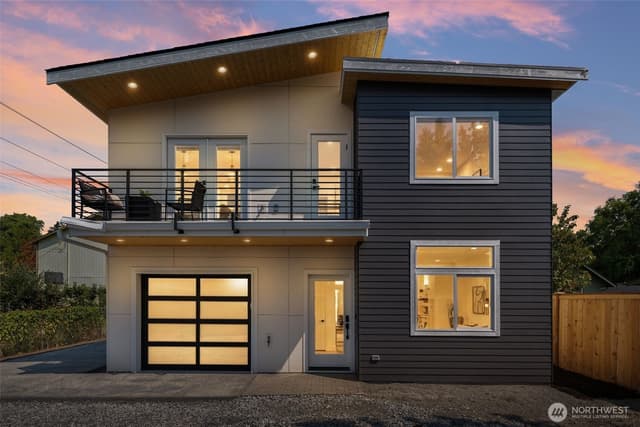 Property photo for 9251 Palatine Avenue N #C, Seattle