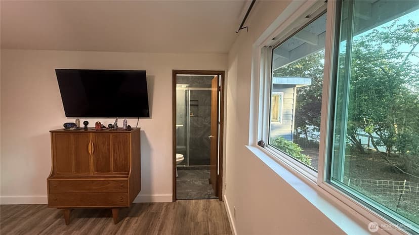 Property photo for 22045 Peter Grubb Road SE, Renton photo 16