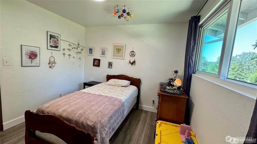 Property photo for 22045 Peter Grubb Road SE, Renton photo 19