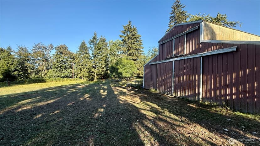 Property photo for 22045 Peter Grubb Road SE, Renton photo 38