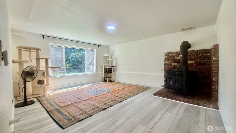 Property photo for 22045 Peter Grubb Road SE, Renton photo 26