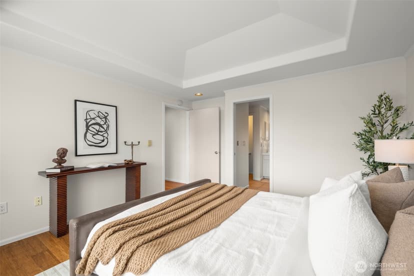 Property photo for 2167 Dexter Avenue N #402, Seattle photo 15