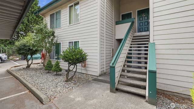 Property photo for 1102 8th Street NE #20, Auburn photo 3