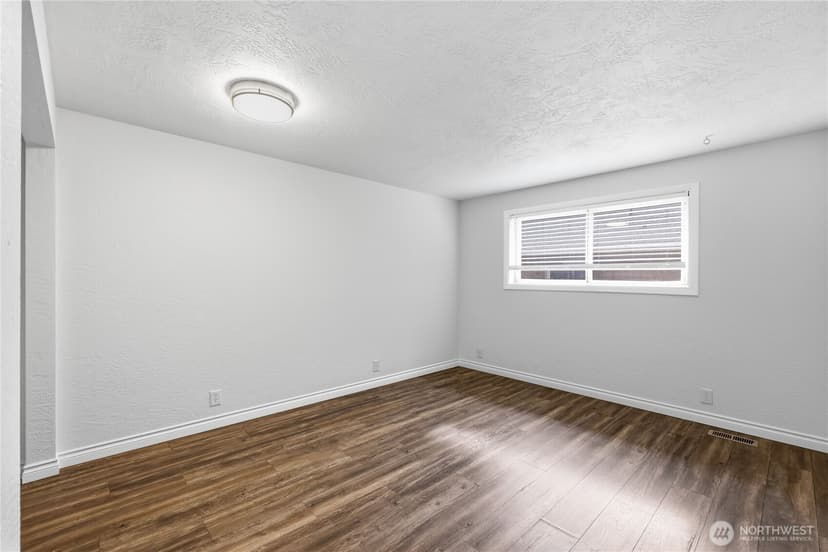 Property photo for 2227 Sidney Avenue, Port Orchard photo 35