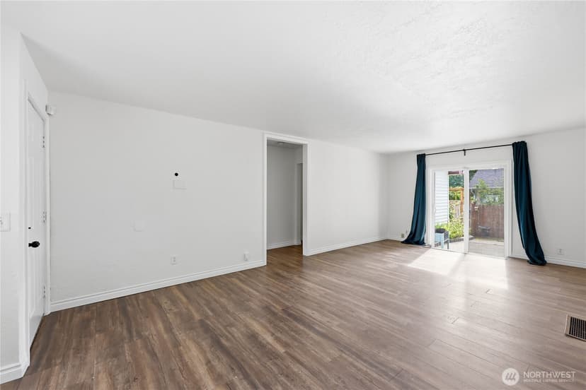 Property photo for 2227 Sidney Avenue, Port Orchard photo 8