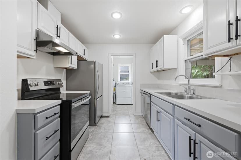 Property photo for 2227 Sidney Avenue, Port Orchard photo 14