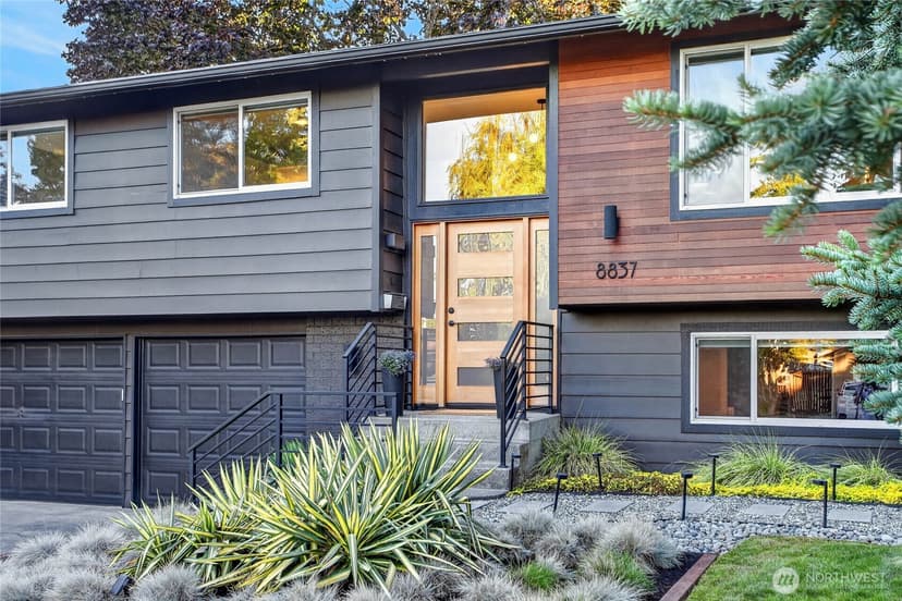 Property photo for 8837 34th Avenue SW, Seattle photo 4