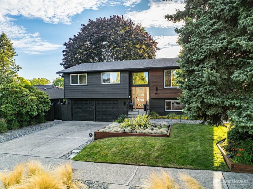 Property photo for 8837 34th Avenue SW, Seattle photo 3