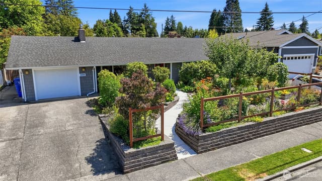 Property photo for 1323 N Heatherwood E, Tacoma
