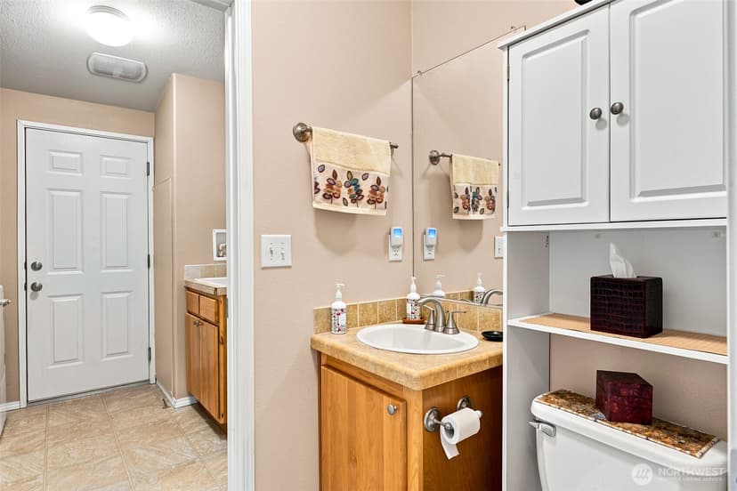 Property photo for 700 Island Circle SE, Ocean Shores photo 24