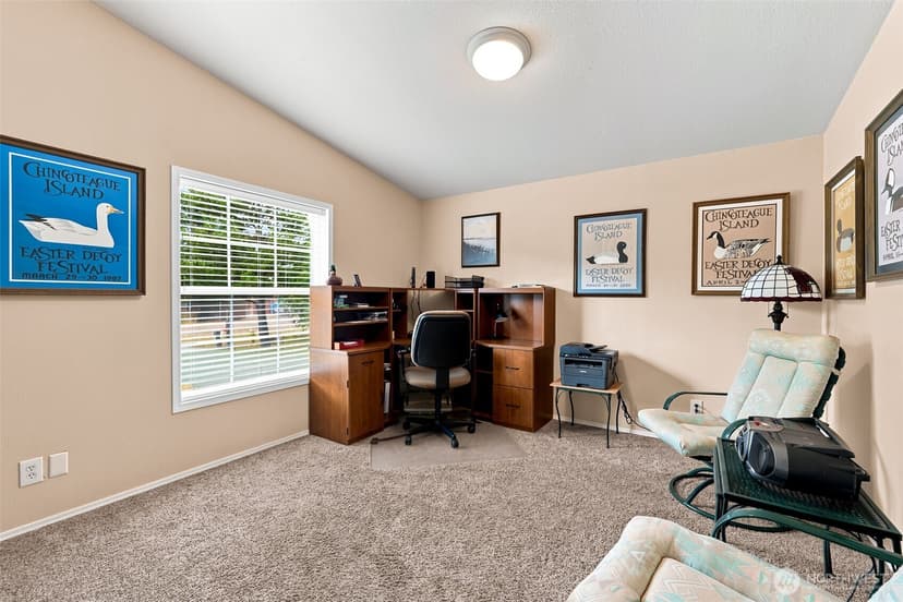 Property photo for 700 Island Circle SE, Ocean Shores photo 23