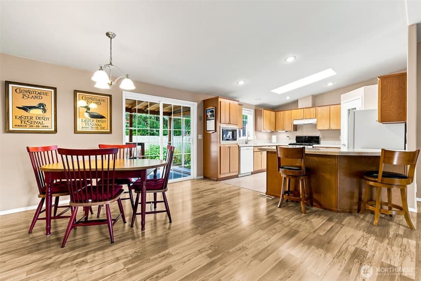Property photo for 700 Island Circle SE, Ocean Shores photo 15