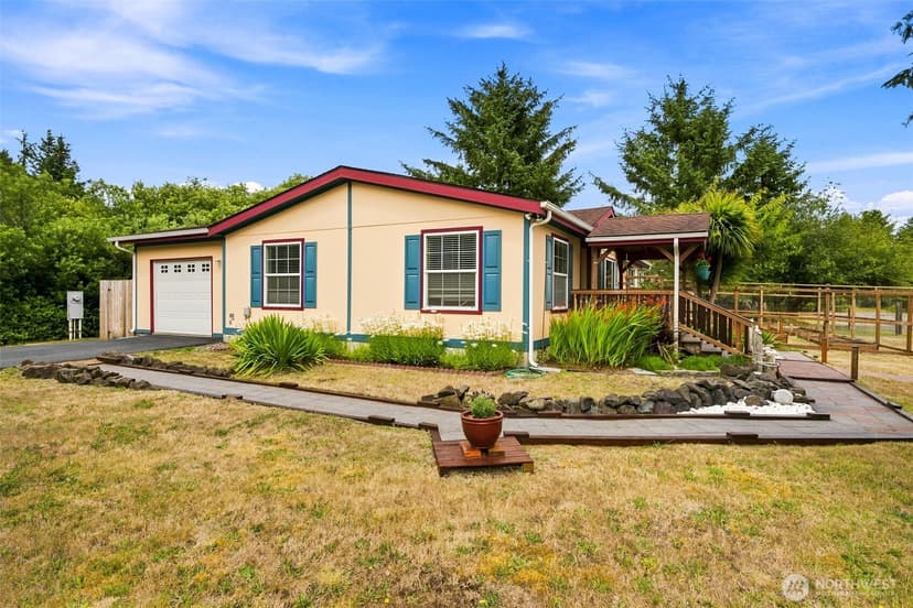 Property photo for 700 Island Circle SE, Ocean Shores photo 5