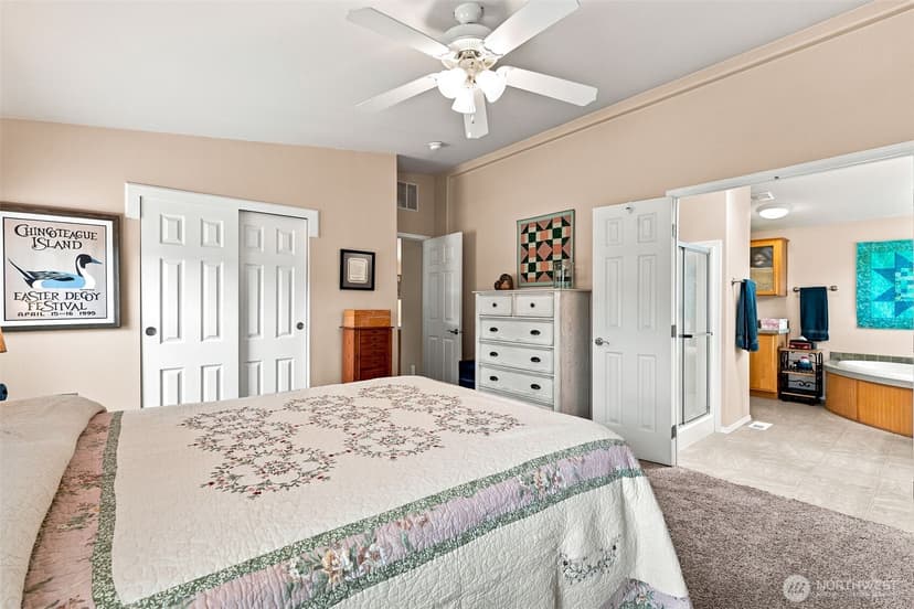 Property photo for 700 Island Circle SE, Ocean Shores photo 19