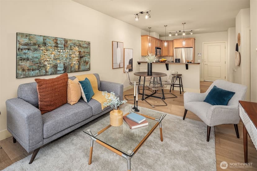 Property photo for 410 NE 70th Street #204, Seattle photo 4