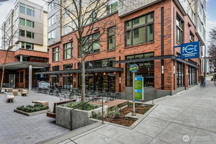 Property photo for 410 NE 70th Street #204, Seattle photo 30