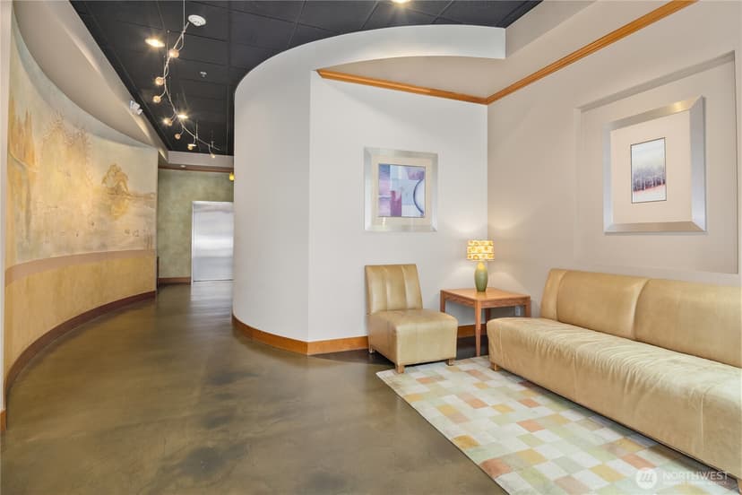 Property photo for 410 NE 70th Street #204, Seattle photo 3