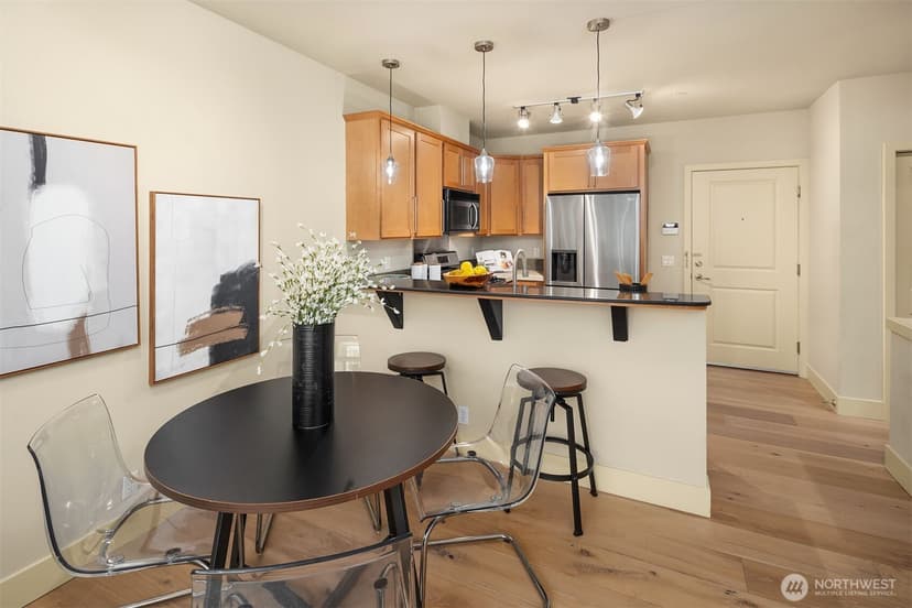 Property photo for 410 NE 70th Street #204, Seattle photo 21