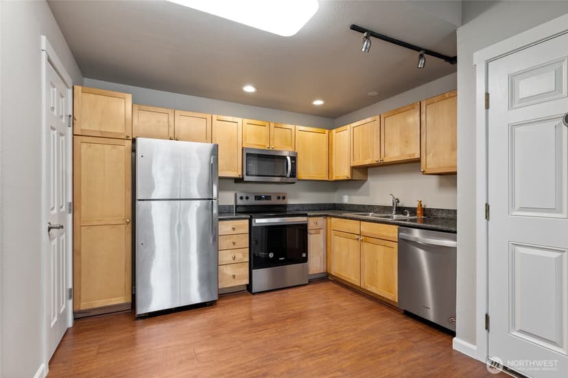 Property photo for 2605 S 272nd Street #48, Kent photo 10