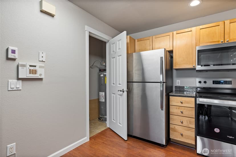 Property photo for 2605 S 272nd Street #48, Kent photo 11