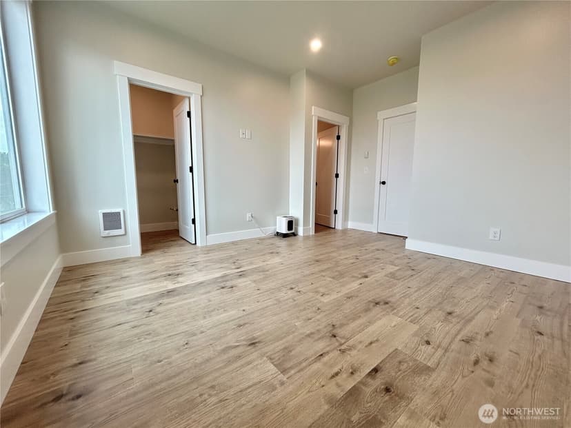 Property photo for 1176 Fairwood Drive SW, Ocean Shores photo 14
