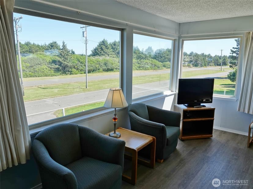 Property photo for 615 Ocean Shores Boulevard NW #201, Ocean Shores photo 7