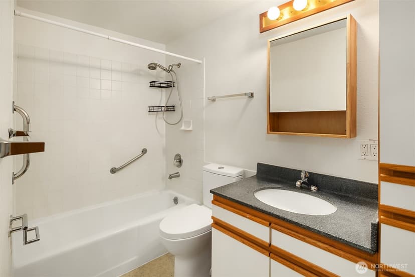 Property photo for 11469 Kallgren Road NE, Bainbridge Island photo 32