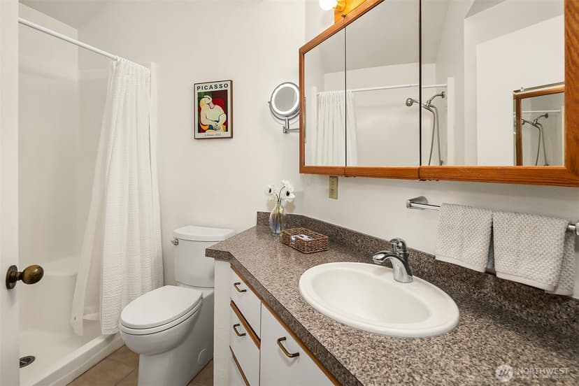 Property photo for 11469 Kallgren Road NE, Bainbridge Island photo 22