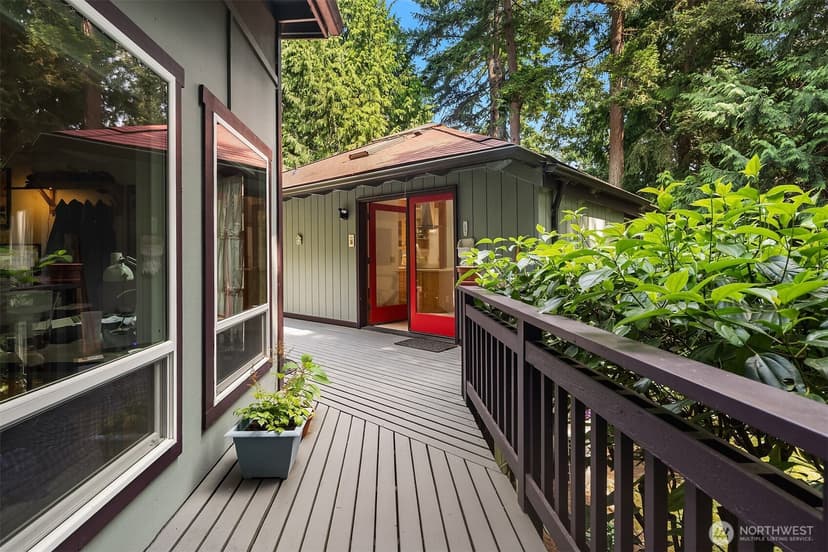 Property photo for 11469 Kallgren Road NE, Bainbridge Island photo 8
